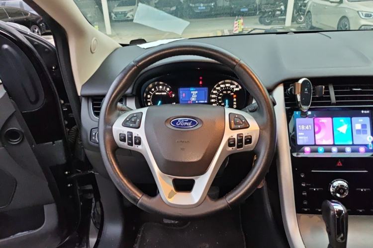 Used Ford Edge 2012 2.0T Elite Sunroof Edition Steering Wheel