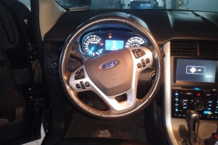 Used Ford Edge 2012 2.0T Elite Sunroof Edition Steering Wheel