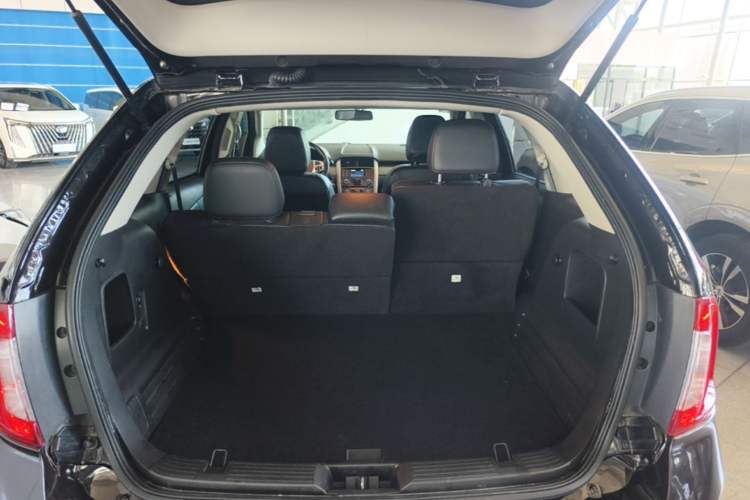 Used Ford Edge 2012 2.0T Elite Sunroof Edition Trunk