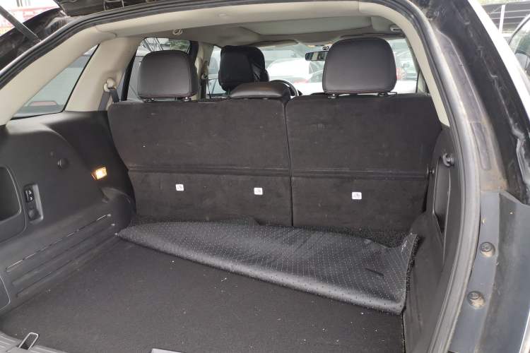 Used Ford Edge 2012 2.0T Elite Sunroof Edition Trunk