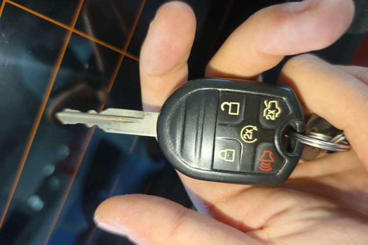 Used Ford Edge 2012 2.0T Elite Sunroof Edition Vehicle Key