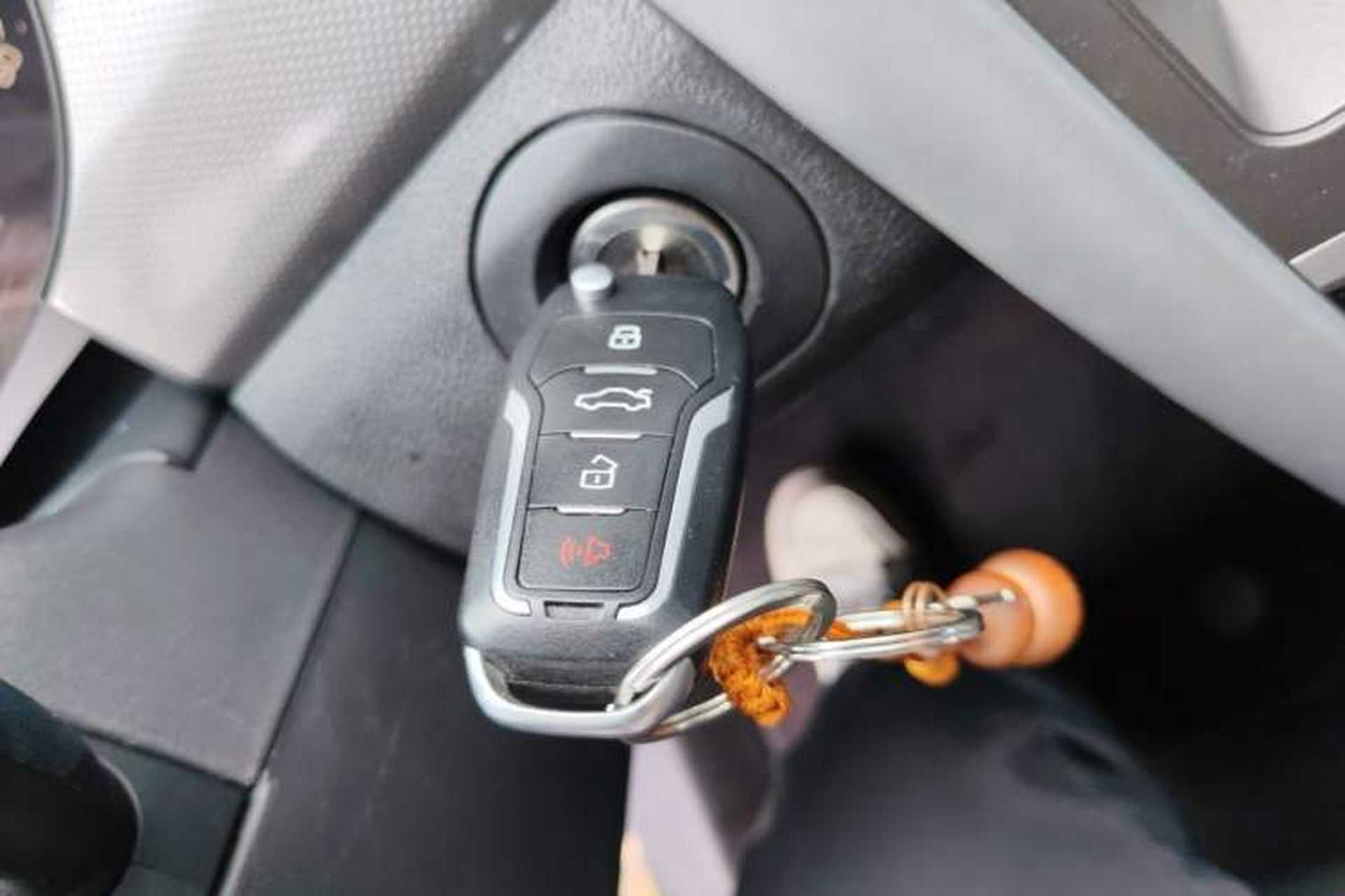 Used Ford Edge 2012 2.0T Elite Edition Vehicle Key