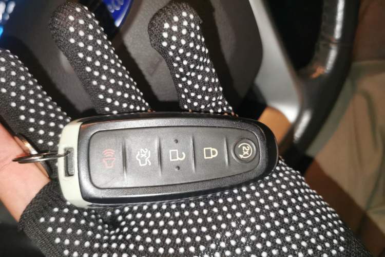 Used Ford Edge 2012 3.5L Zunrui Trim Vehicle Key