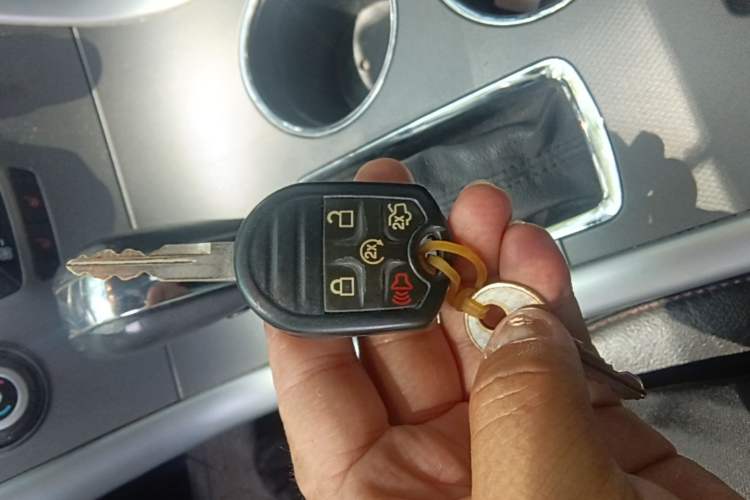 Used Ford Edge 2012 2.0T Elite Edition Vehicle Key