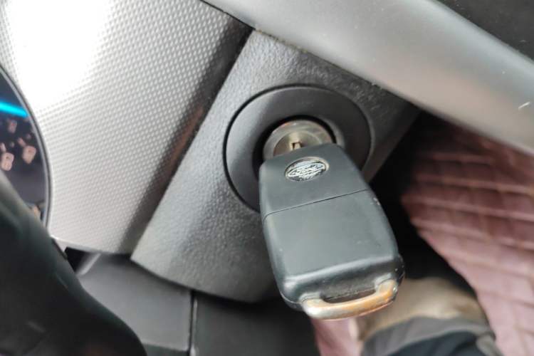 Used Ford Edge 2012 2.0T Elite Sunroof Edition Vehicle Key