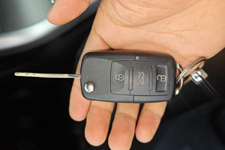 Used Ford Edge 2012 2.0T Elite Sunroof Edition Vehicle Key