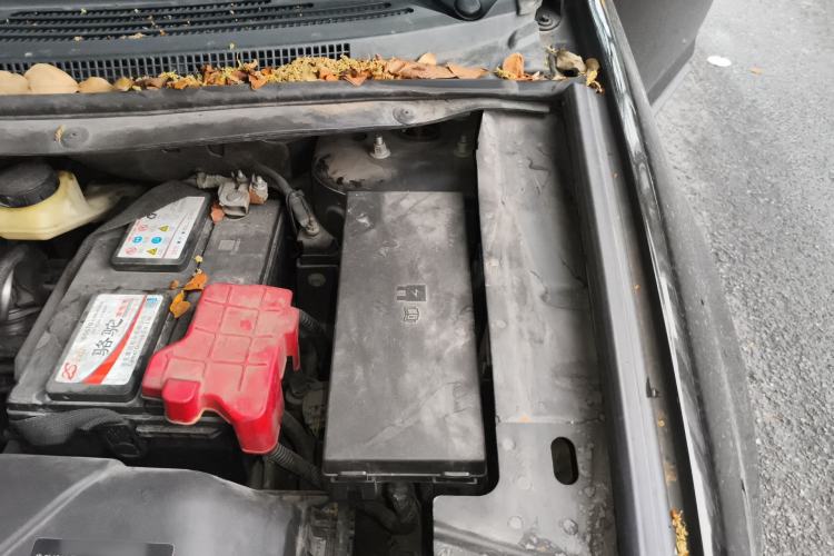 Used Ford Edge 2012 2.0T Elite Sunroof Edition Engine Bay Left