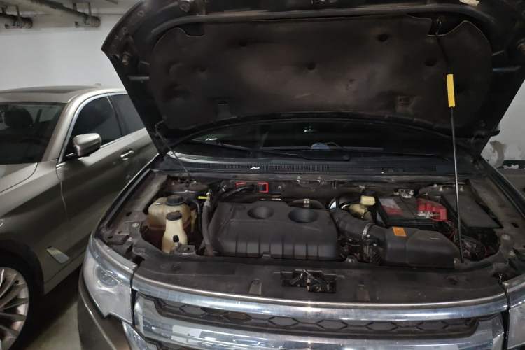 Used Ford Edge 2012 2.0T Elite Edition Engine Bay Right