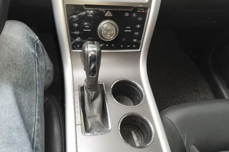 Used Ford Edge 2012 2.0T Elite Sunroof Edition Gear Lever
