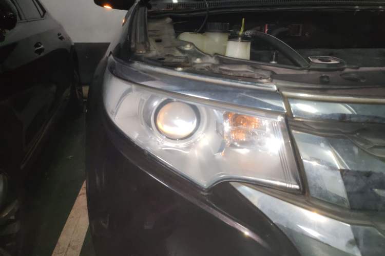 Used Ford Edge 2012 2.0T Elite Sunroof Edition Right Front Headlight