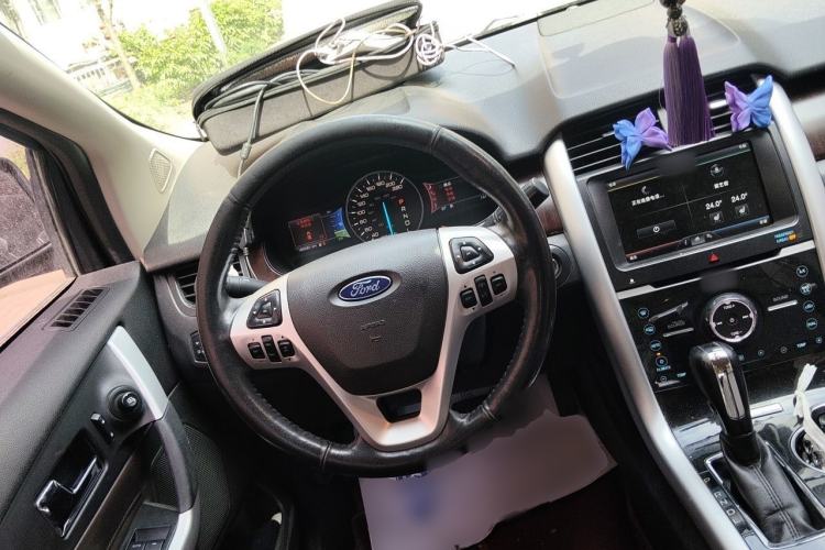 Used Ford Edge 2012 2.0T Elite Edition Steering Wheel