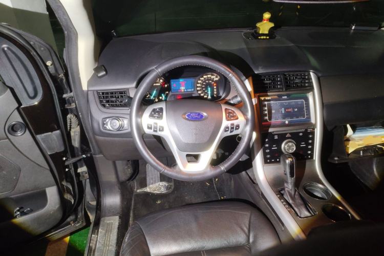Used Ford Edge 2012 2.0T Elite Sunroof Edition Steering Wheel