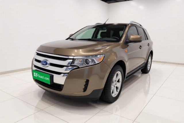 Ojetý Ford Edge 2012 2.0T Elite Sunroof Edition