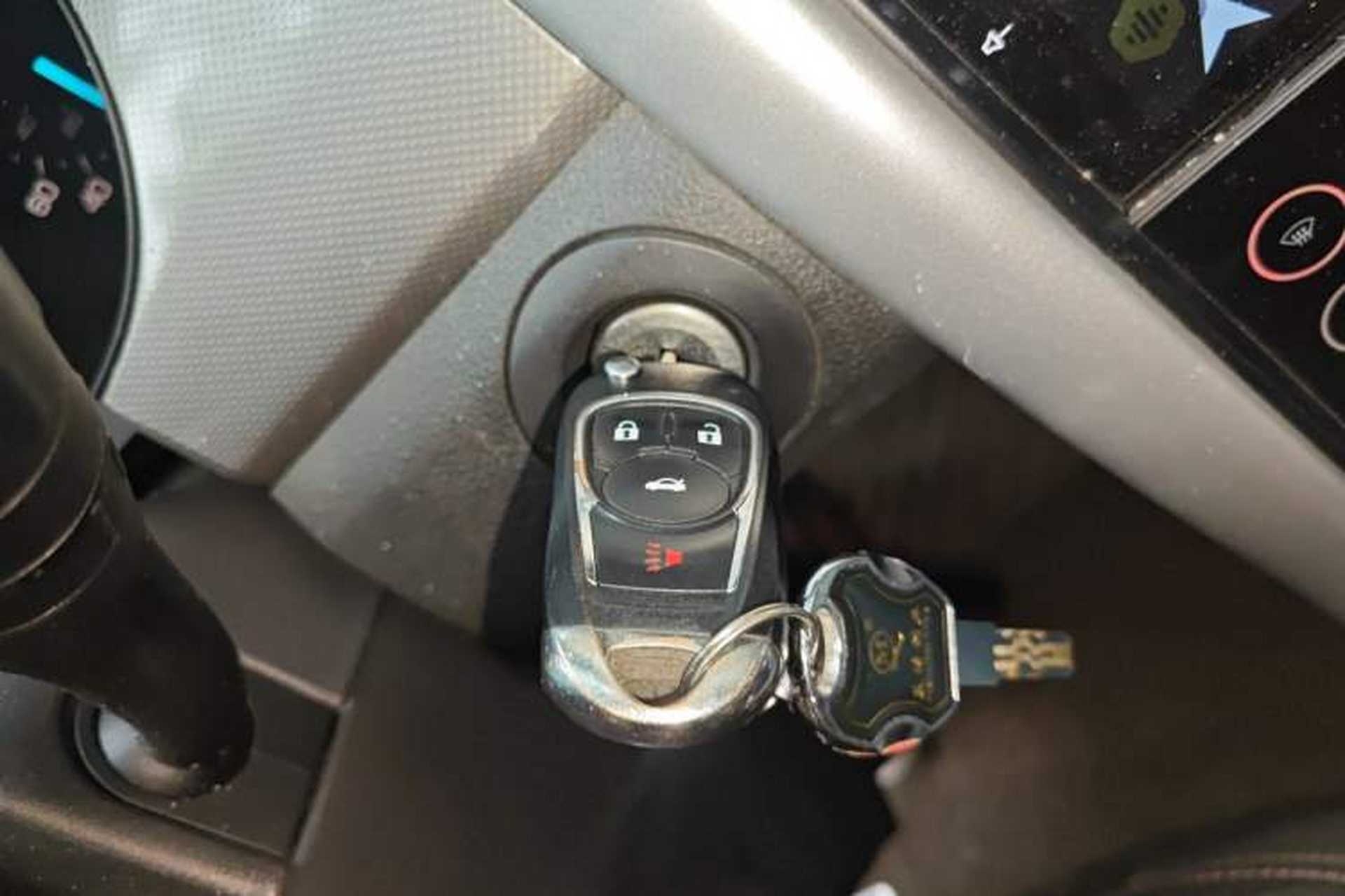 Used Ford Edge 2012 2.0T Elite Sunroof Edition Vehicle Key