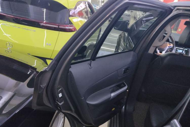 Used Ford Edge 2012 2.0T Zunrui Trim Interior 5