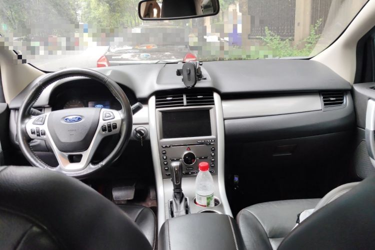 Used Ford Edge 2012 2.0T Elite Edition Center Console