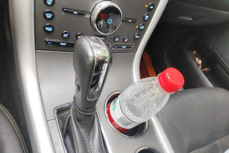 Used Ford Edge 2012 2.0T Elite Edition Gear Lever