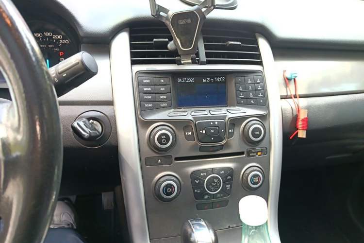 Used Ford Edge 2012 2.0T Elite Sunroof Edition Audio And AC Panel
