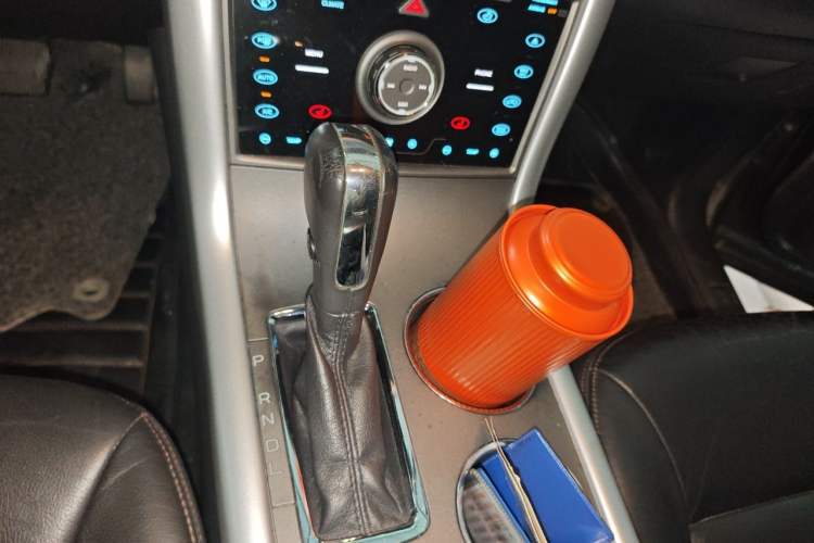 Used Ford Edge 2012 2.0T Elite Edition Gear Lever