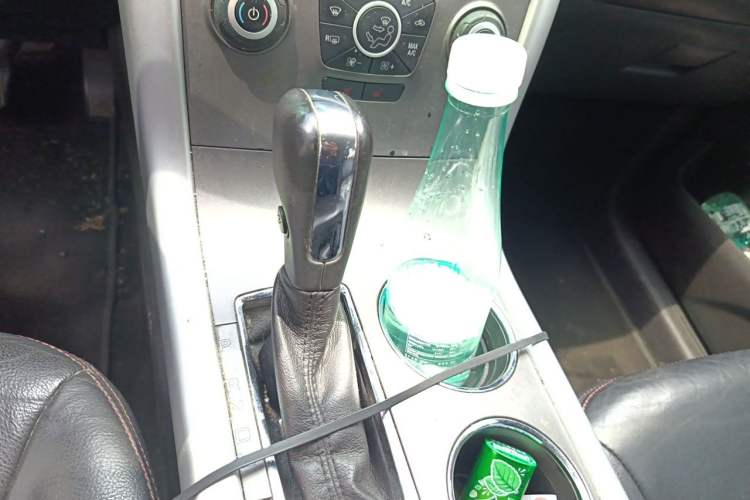 Used Ford Edge 2012 2.0T Elite Sunroof Edition Gear Lever