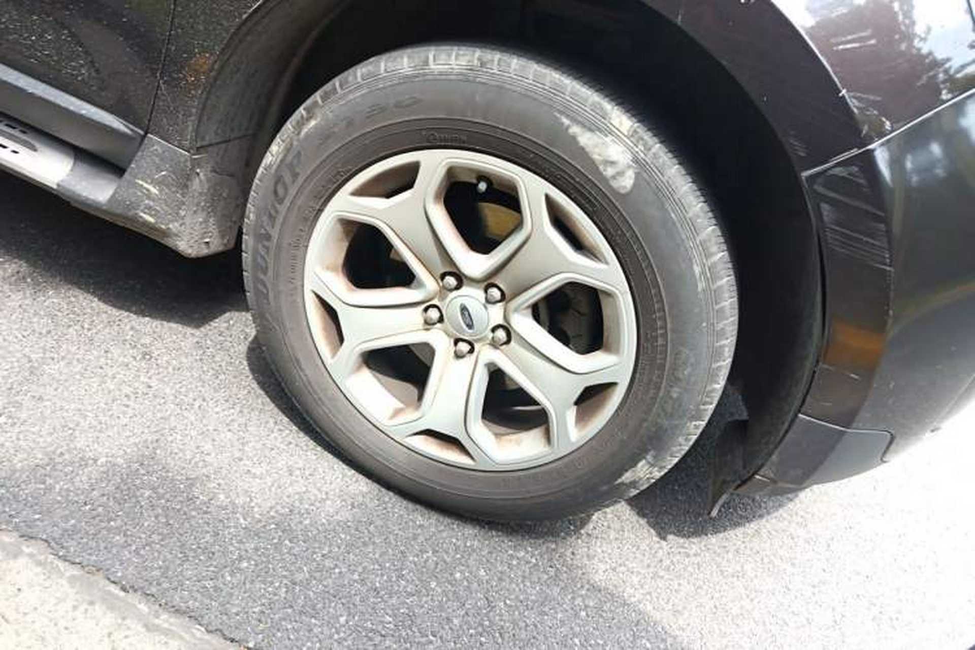 Used Ford Edge 2012 2.0T Elite Sunroof Edition Right Front Wheel Hub