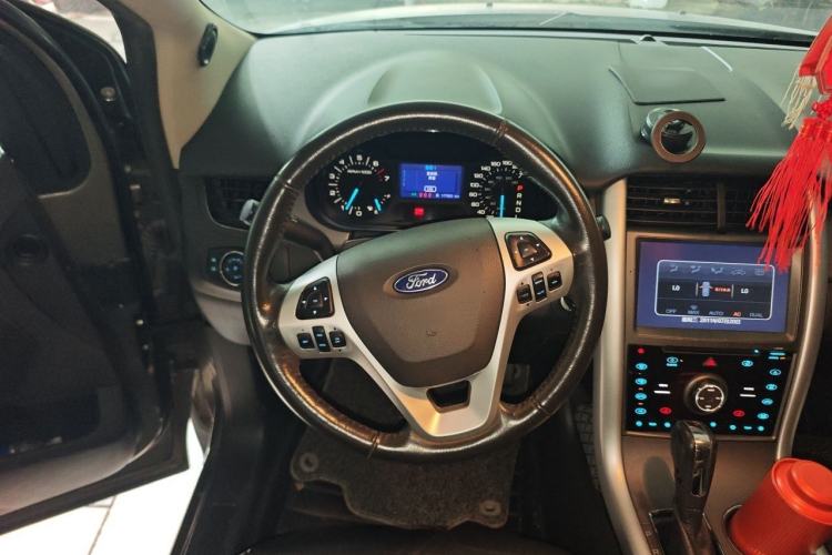 Used Ford Edge 2012 2.0T Elite Edition Steering Wheel