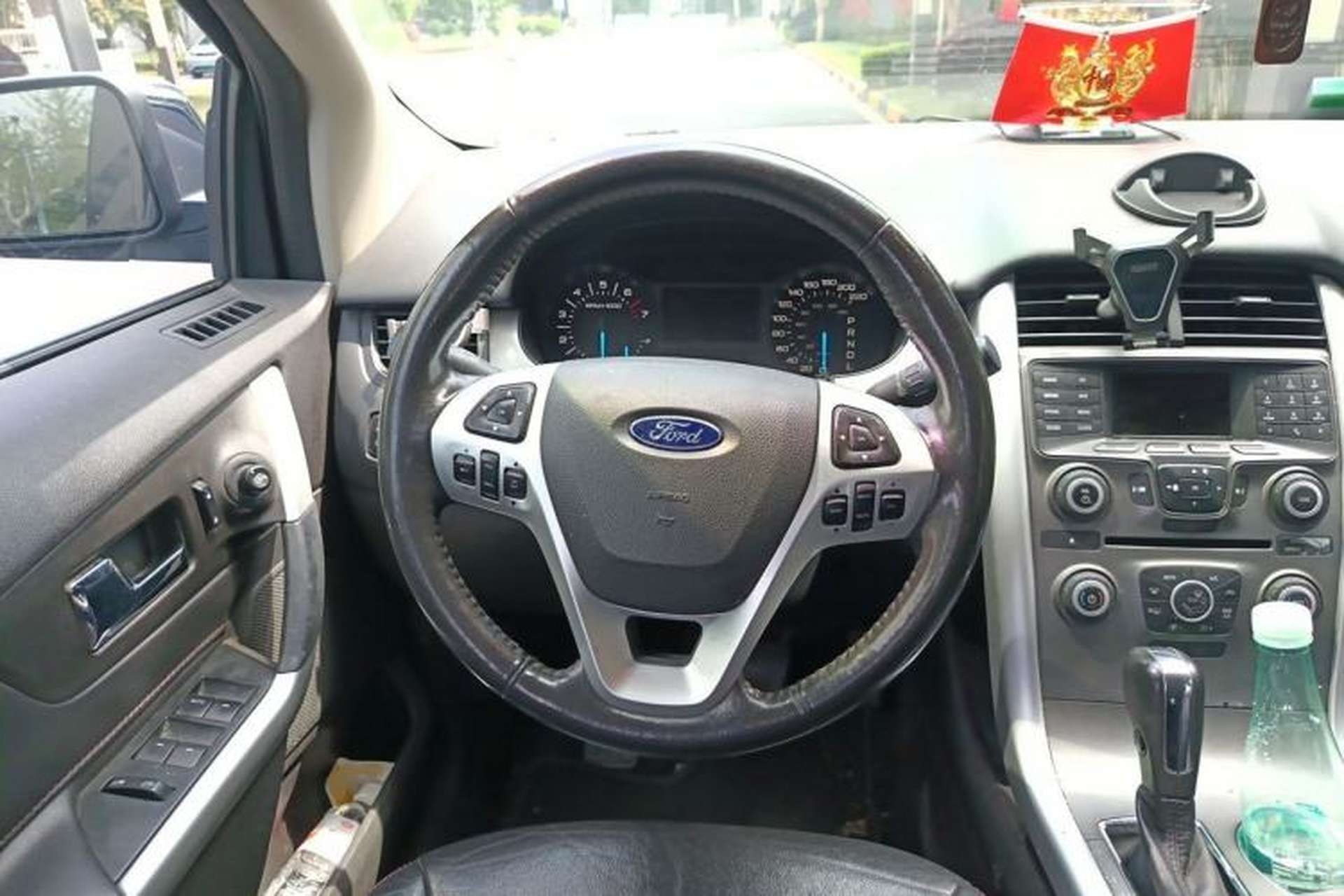 Used Ford Edge 2012 2.0T Elite Sunroof Edition Steering Wheel
