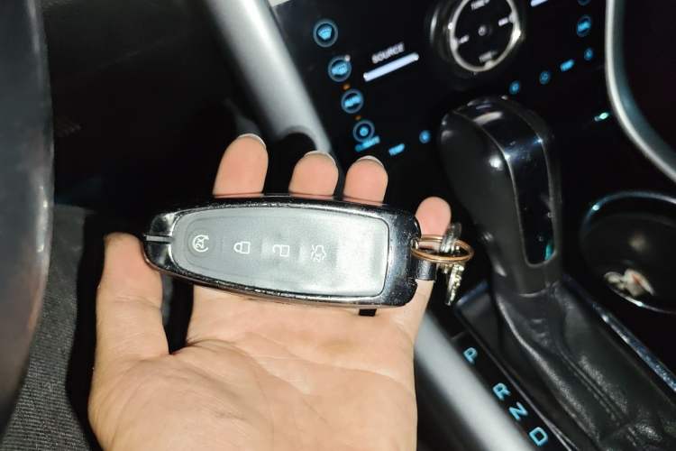 Used Ford Edge 2012 2.0T Zunrui Trim Vehicle Key