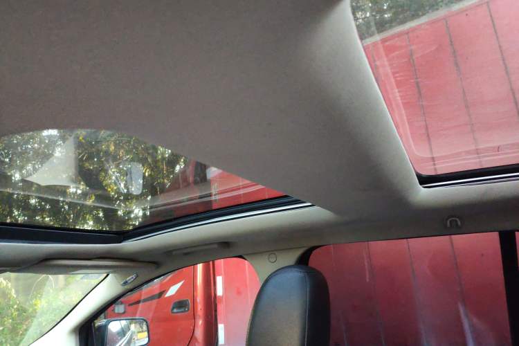 Used Ford Edge 2012 2.0T Elite Sunroof Edition Headliner