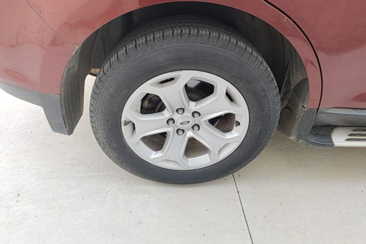 Used Ford Edge 2012 2.0T Elite Sunroof Edition Right Rear Wheel Hub
