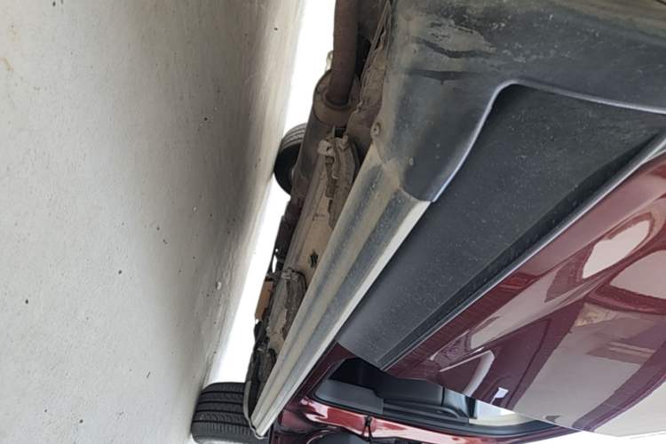 Used Ford Edge 2012 2.0T Elite Sunroof Edition Right Side Sill