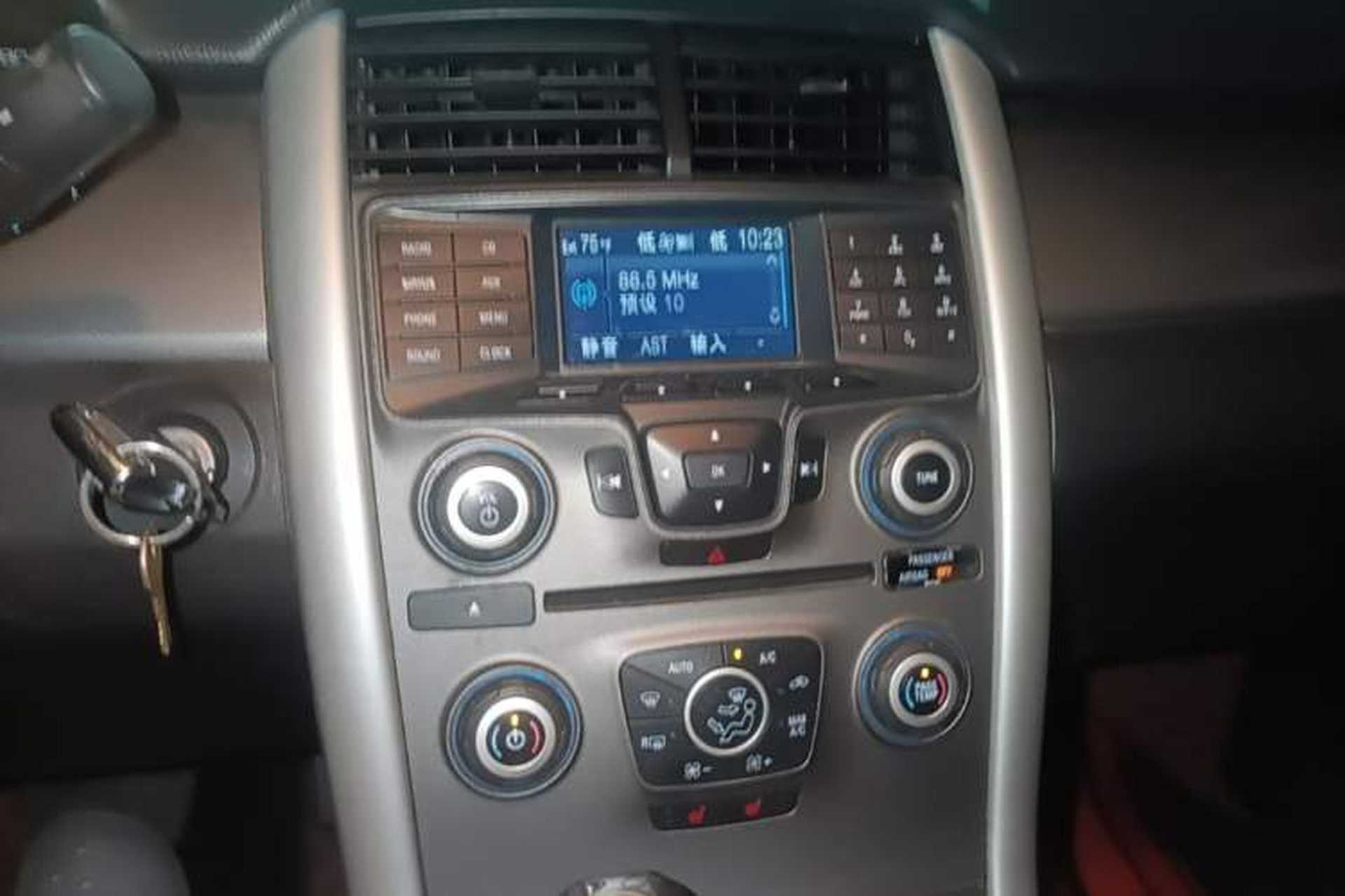 Used Ford Edge 2012 2.0T Elite Sunroof Edition Audio And AC Panel