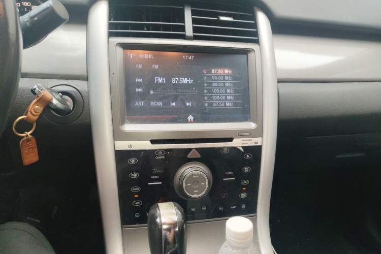 Used Ford Edge 2012 2.0T Elite Sunroof Edition Audio And AC Panel