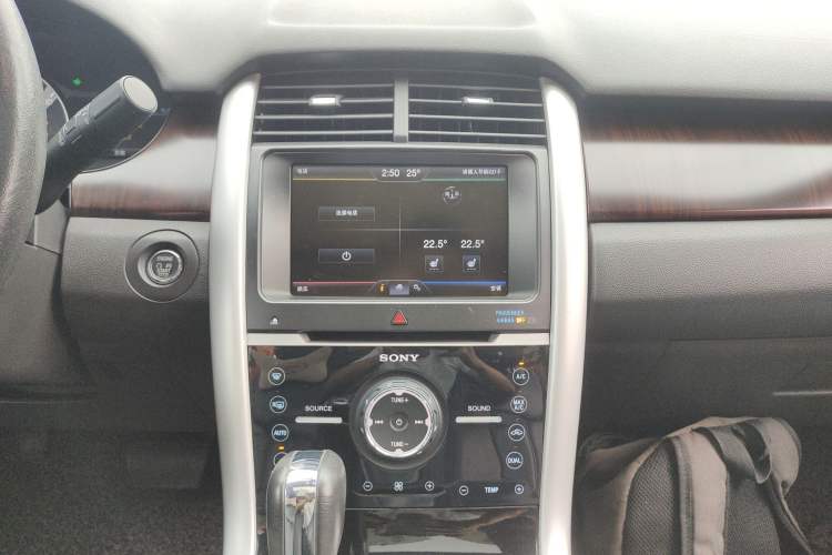 Used Ford Edge 2012 2.0T Zunrui Trim Audio And AC Panel