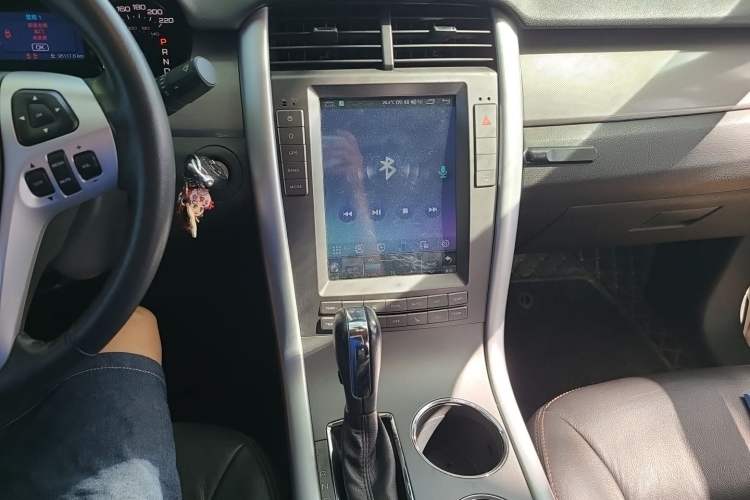 Used Ford Edge 2012 2.0T Elite Sunroof Edition Audio And AC Panel