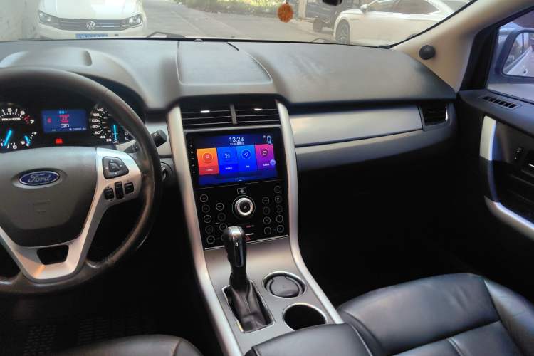 Used Ford Edge 2012 2.0T Elite Sunroof Edition Audio And AC Panel