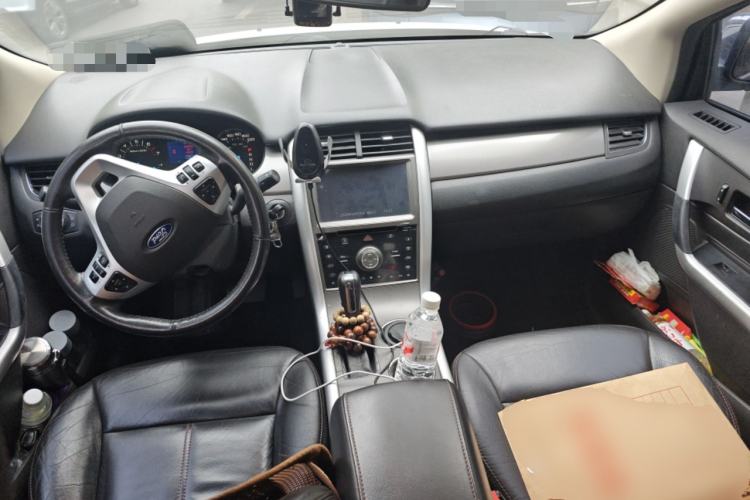 Used Ford Edge 2012 2.0T Elite Sunroof Edition Center Console