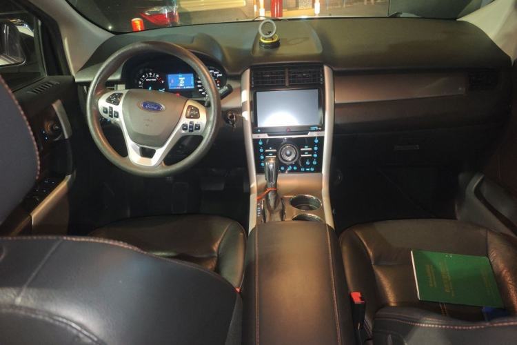 Used Ford Edge 2012 2.0T Elite Sunroof Edition Center Console