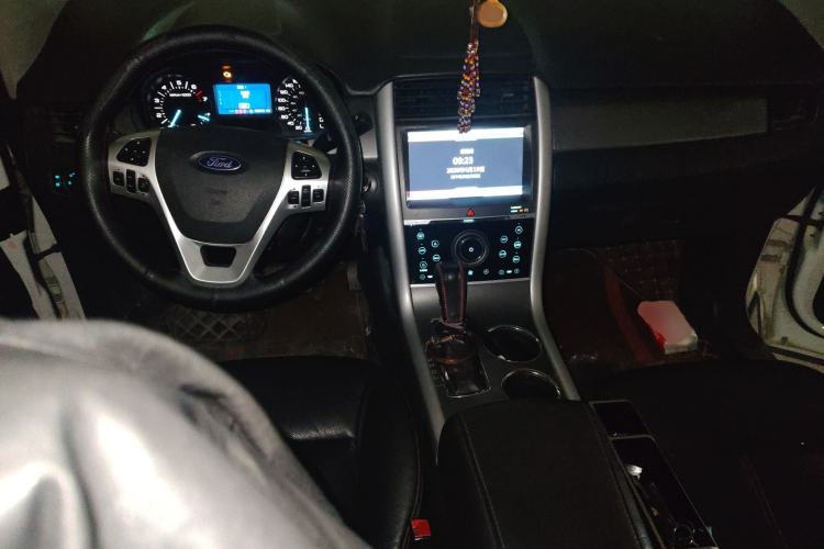 Used Ford Edge 2012 2.0T Elite Edition Center Console