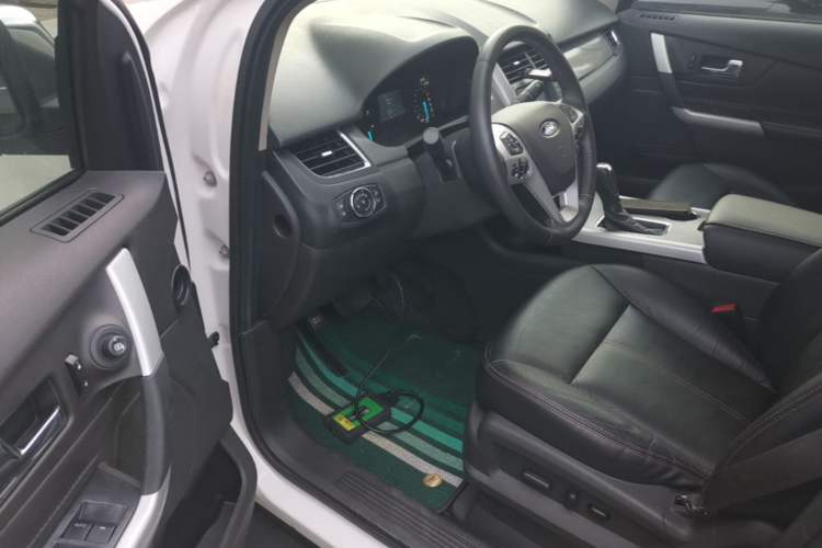 Used Ford Edge 2012 2.0T Elite Edition Driver Seat