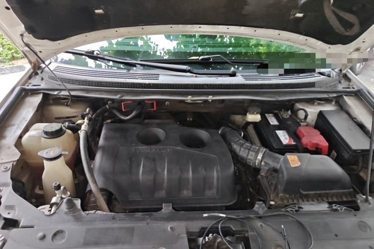 Used Ford Edge  Engine Bay
