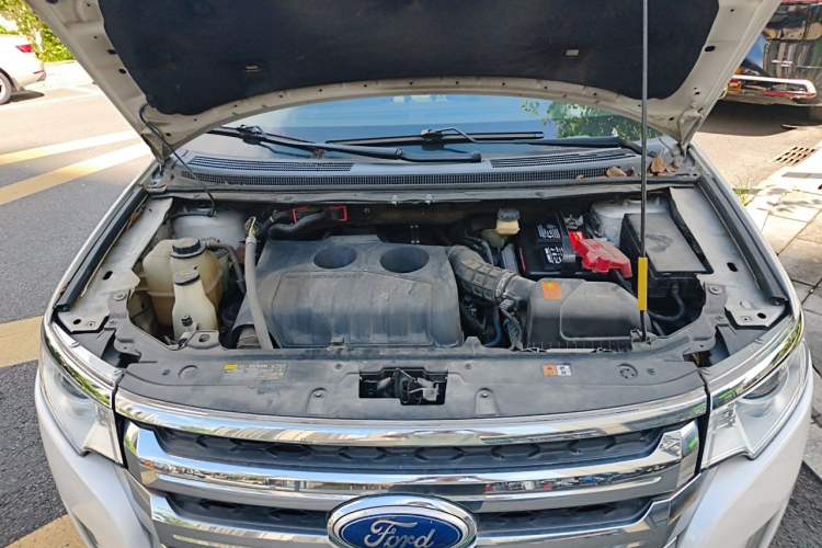 Used Ford Edge 2012 2.0T Elite Sunroof Edition Engine Bay