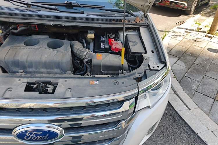 Used Ford Edge 2012 2.0T Elite Sunroof Edition Engine Bay Left