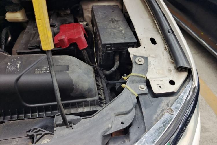 Used Ford Edge 2012 2.0T Elite Sunroof Edition Engine Bay Left