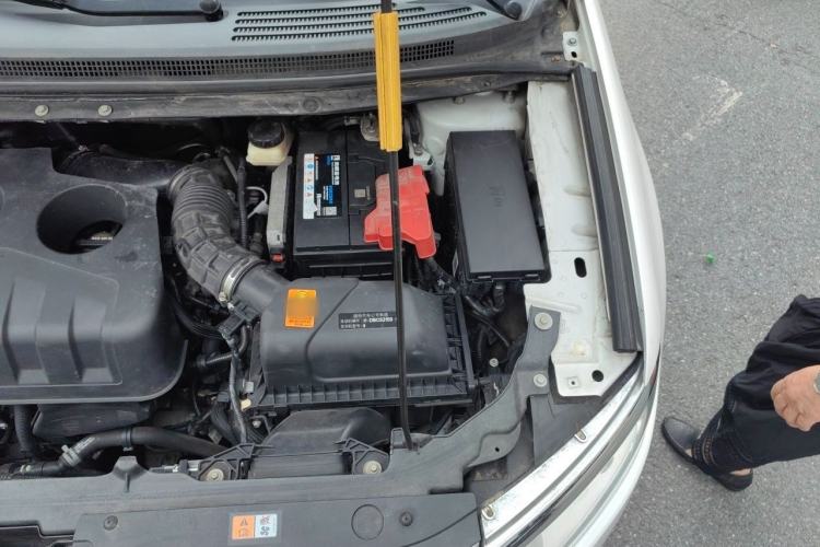 Used Ford Edge 2012 2.0T Elite Sunroof Edition Engine Bay Left