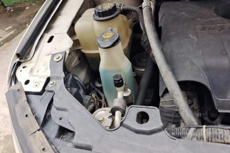 Used Ford Edge 2012 2.0T Elite Sunroof Edition Engine Bay Right