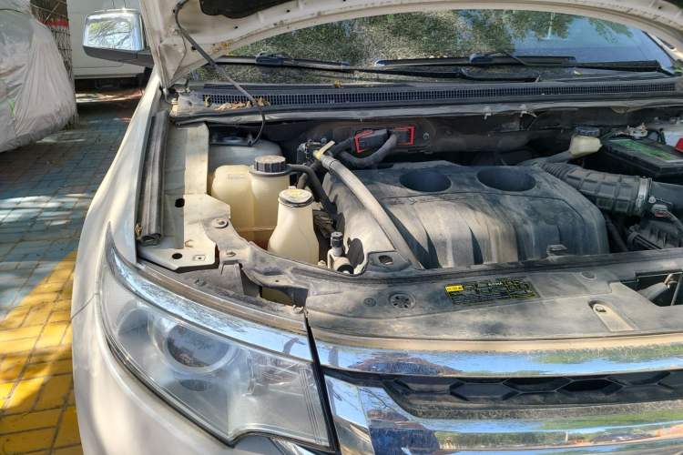 Used Ford Edge 2012 2.0T Elite Sunroof Edition Engine Bay Right