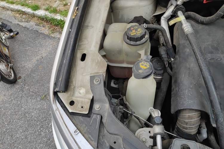 Used Ford Edge 2012 2.0T Elite Sunroof Edition Engine Bay Right
