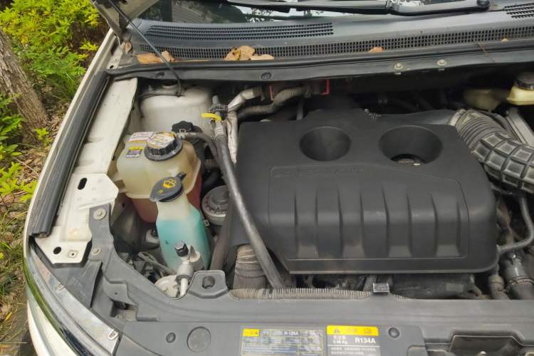 Used Ford Edge 2012 2.0T Elite Sunroof Edition Engine Bay Right