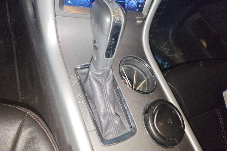 Used Ford Edge 2012 2.0T Elite Sunroof Edition Gear Lever